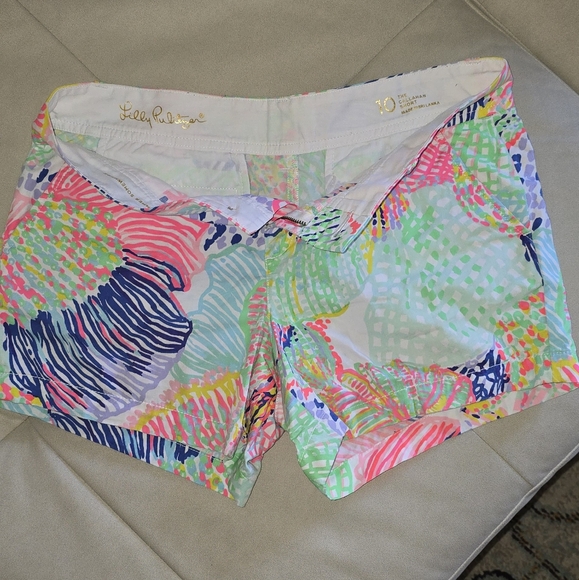 Lilly Pulitzer Callahan Shorts - Picture 3 of 6